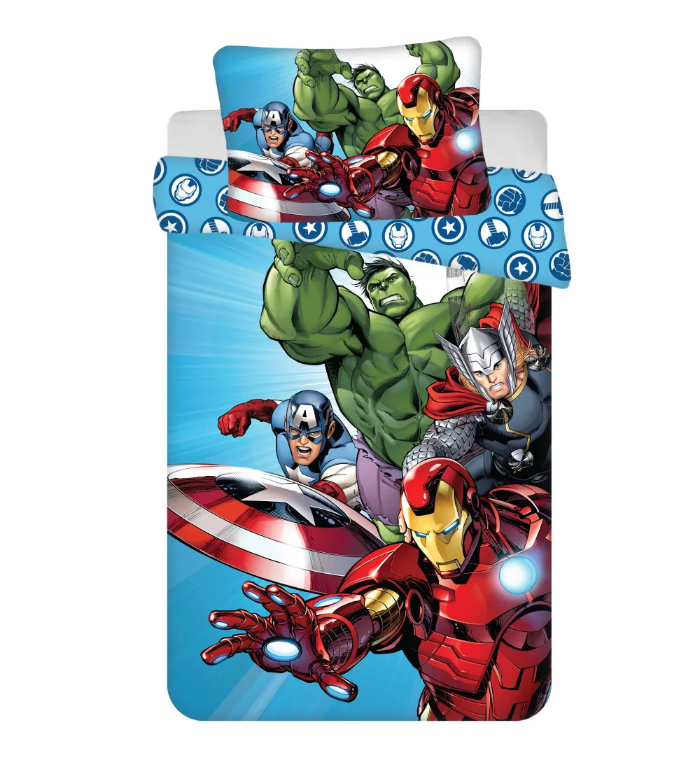 Obliečky do postieľky 100x135 AVENGERS
