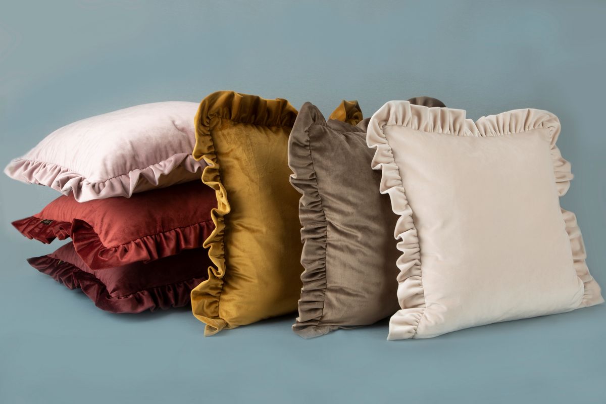 Obliečka na vankúšik 45x45 VELVET 25 granátová