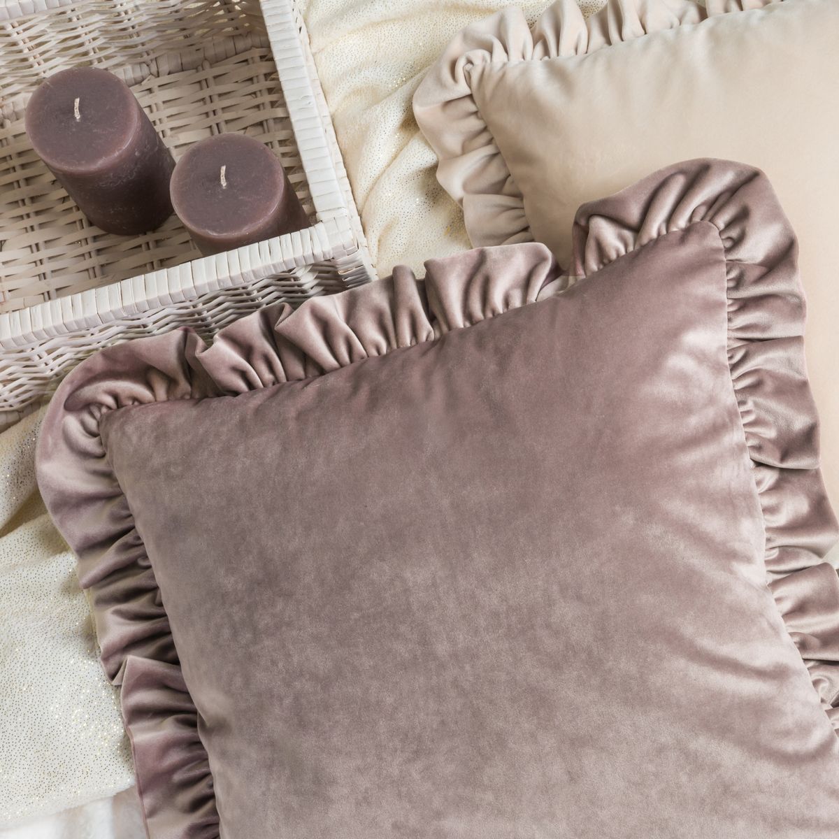 Obliečka na vankúšik 45x45 VELVET 25 medová